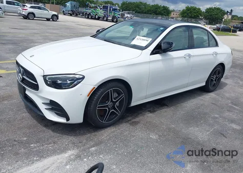 2021 Mercedes-Benz E 350 4Matic z USA, uszkodzony, nr VIN W1KZF8EB8MA962129